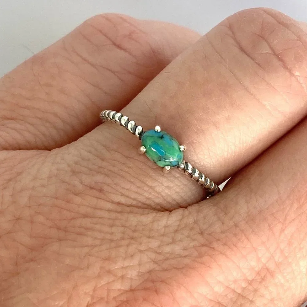 Sterling Silver 925 Minimalist Prong Set Turquoise Twisted Rope Band Ring Sz 8